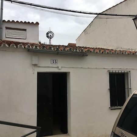 Agradable Casa Rural Con Suelos De Madera Santa Olalla del Cala Esterno foto