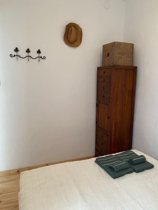 Agradable Casa Rural Con Suelos De Madera Santa Olalla del Cala Esterno foto